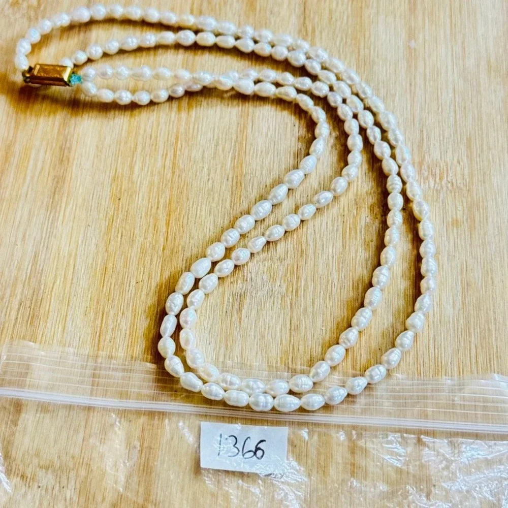 VTG Freshwater White Seed Pearl Beaded Necklace Multi Double Layered Authentic